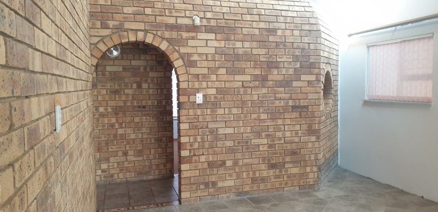  Bedroom Property for Sale in Groenvlei Sh Free State